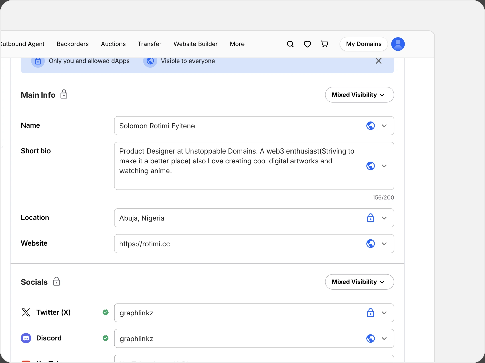 Controls for public profile details and social accounts.
